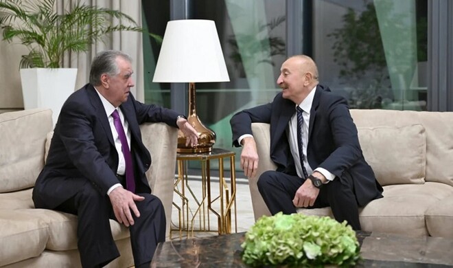 President Aliyev meets Tajik president in Astana