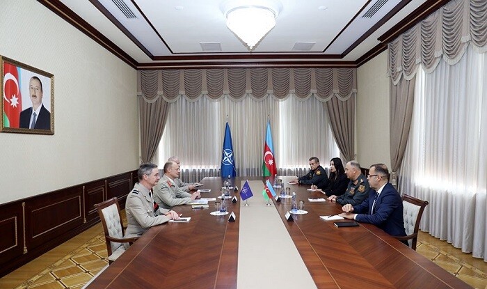 Kərim Vəliyev NATO rəsmiləri ilə görüşdü