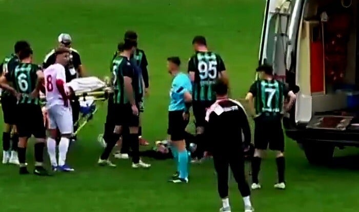 Türkiyədə 35 yaşlı futbolçu oyun zamanı infarkt keçirdi