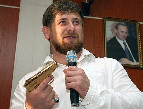 Çeçen komandirinin qətli üçün Kadırov nurçularla necə razılığa gəlib?