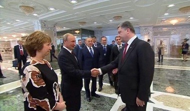 Poroşenkonun Putinlə bu görüşü baxış rekordu qırır – Video