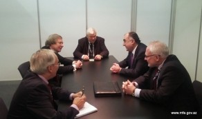 Elmar Məmmədyarov həmsədrlərlə görüşdü