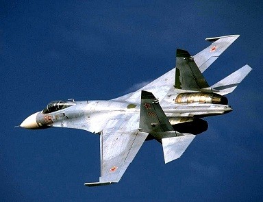 Rusiya Su-27-si ABŞ təyyarəsini təqib etdi
