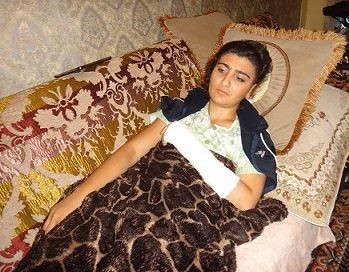 Avtoş avtobus sürücüsü jurnalisti şikəst etdi - Foto