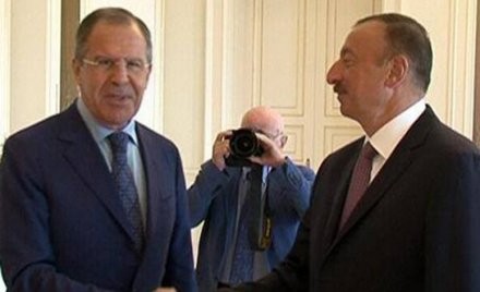 Lavrov Əliyevlə razılaşmasını Sərkisyana diktə edəcək