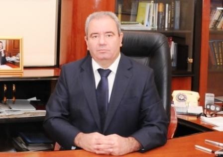 Əli Abbasov Qobustana gedir