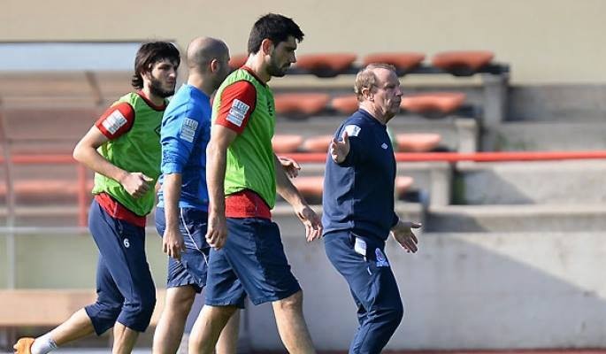 Foqstun vətənində İtaliyaya qarşı – Fotolar