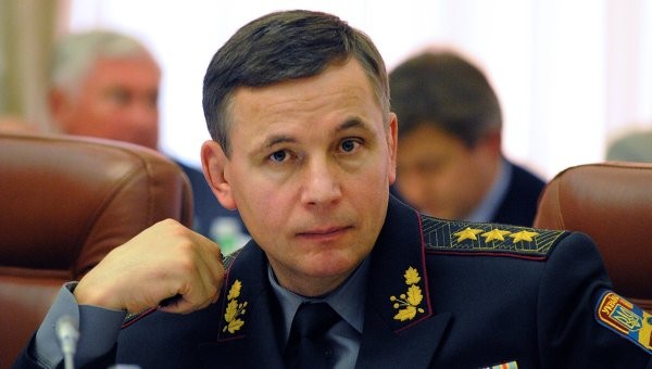 Prezident müdafiə nazirini istefaya göndərdi