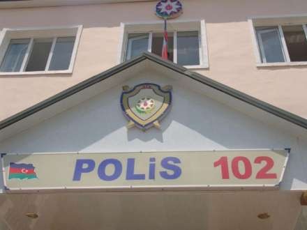 Kişi qonşusunu öldürüb, təslim oldu