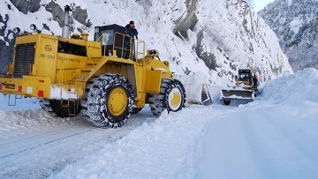 Xınalıq yolunda uçqun: 6 kəndlə əlaqə kəsildi