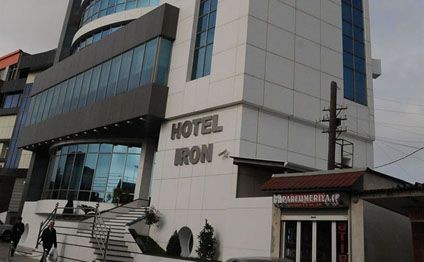 Bakıda tanınmış oteldə əxlaqsızlıq yuvası aşkarlandı