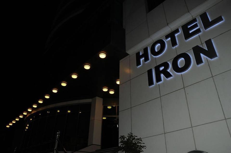 Bakıda əxlaqsızlıq yuvası olan otel iş başında - Özəl