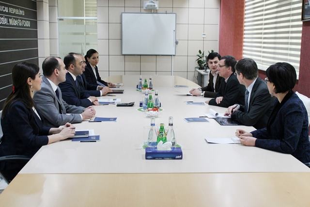 Fond sədri almanlarla nəyi müzakirə etdi? - Rəsmi