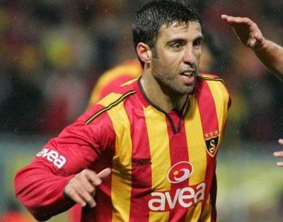 Turkey legend Hakan Shukur drives Uber in the US