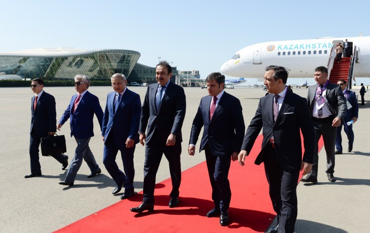 Qazaxıstanın Baş naziri Bakıda - Foto