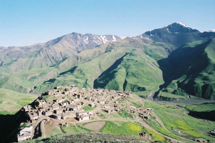 Bakı-2015-lə bağlı “qaynar xətt” yaradıldı