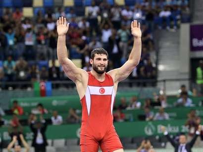 Türk idmançı: "Qardaşlarımızın dəstəyi məni qalib etdi"