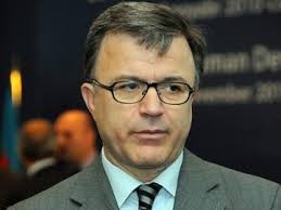 Hüseyn Bağırov Şabrana gedir
