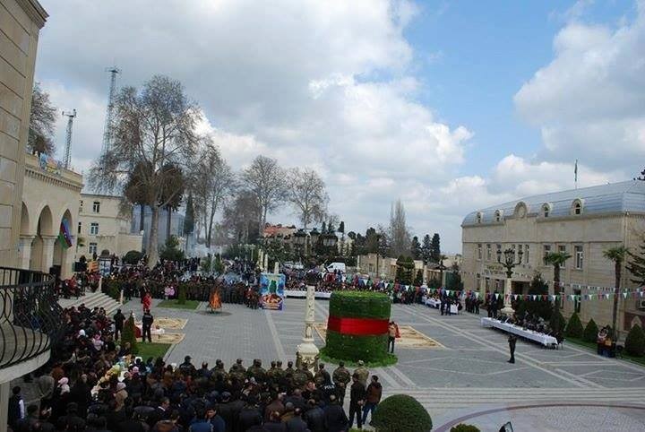 Tərtərdə meydana yeddi min insan toplaşdı