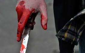 Bakıda müdir işçisini bıçaqladı