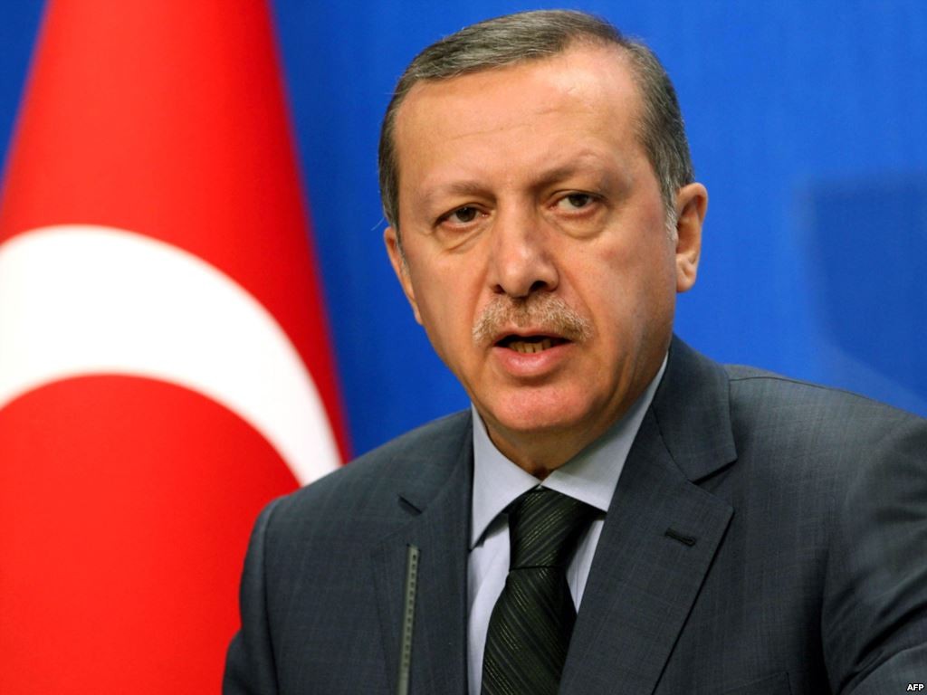 Ərdoğan: "Terrorçuların əlində Qərbin silahları var"