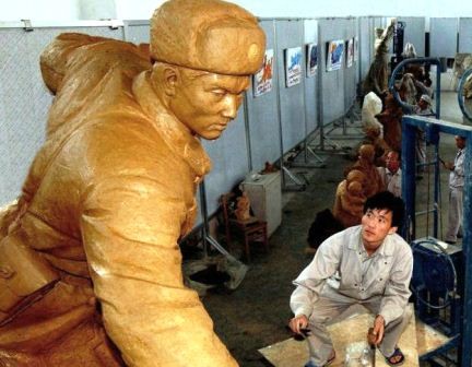 Diktatorlar bu ölkəni necə varlandırır? - Foto