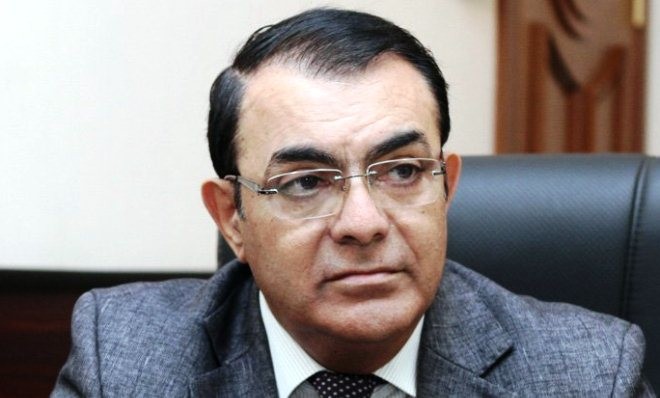 İşdən çıxan direktor danışdı: “Qərar verməmişəm”