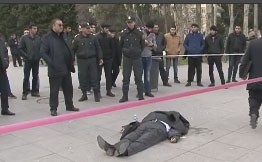 Jurnalist döyülərək öldürülüb? - Rəsmi
