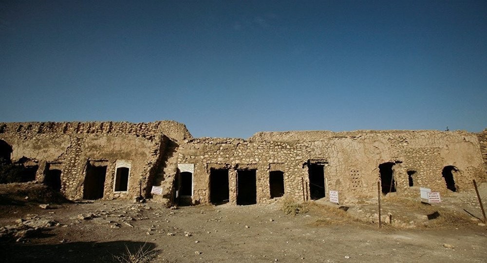 İŞİD 1400 illik abidəni məhv etdi