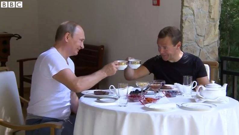 BBC Putinin pullarını saydı – Video