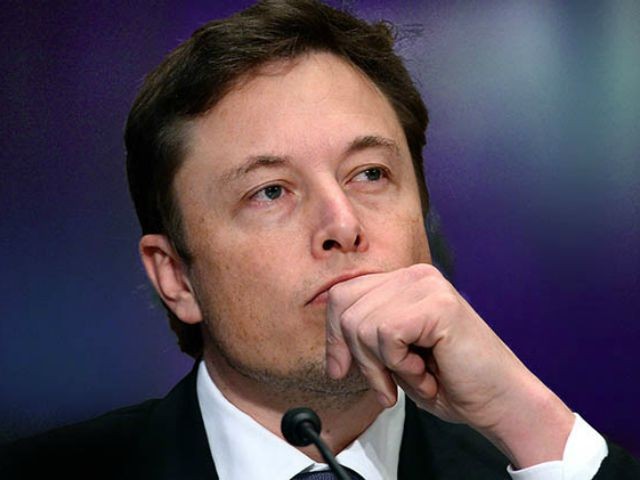 Panasonik iki cümləyə görə 800 milyon qazandı