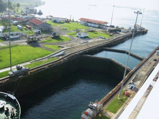 Panama kanalı yenidən istifadəyə verildi