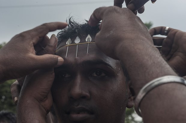 Tamil xalqının dəhşətli festivalı - Foto