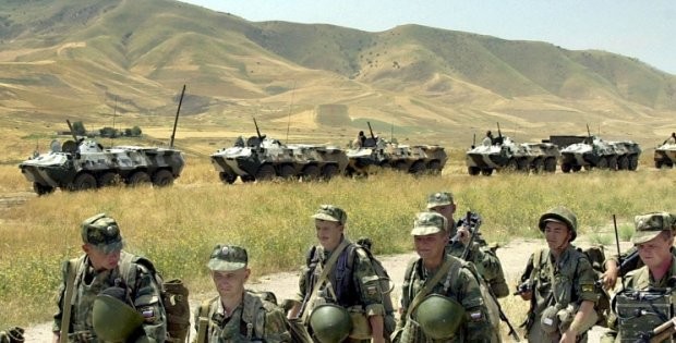 Tacikistan sərhədində həyəcan: Döyüş hazırlığı