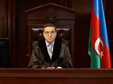 Hakim vəfat etdi - Gəncədə