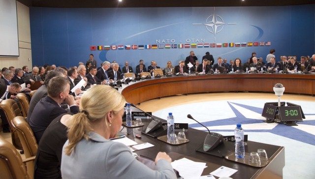NATO İsgəndər-M-ə görə toplanır
