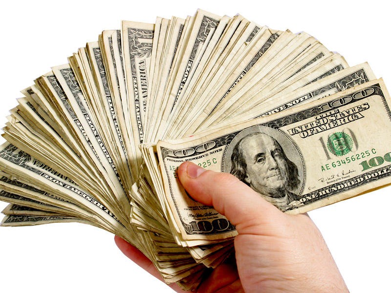 Dollar tarixi maksumuma qalxdı - Türkiyədə