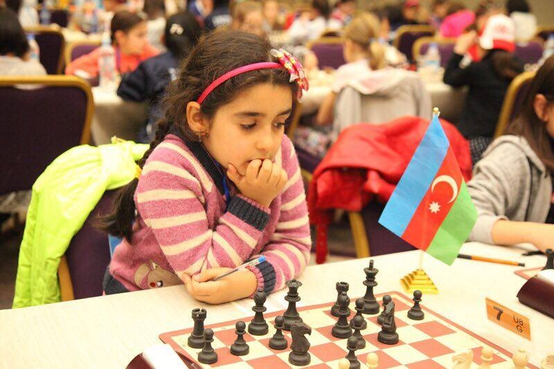 12 yaşlı şahmatçılarımız Batumidə - Foto