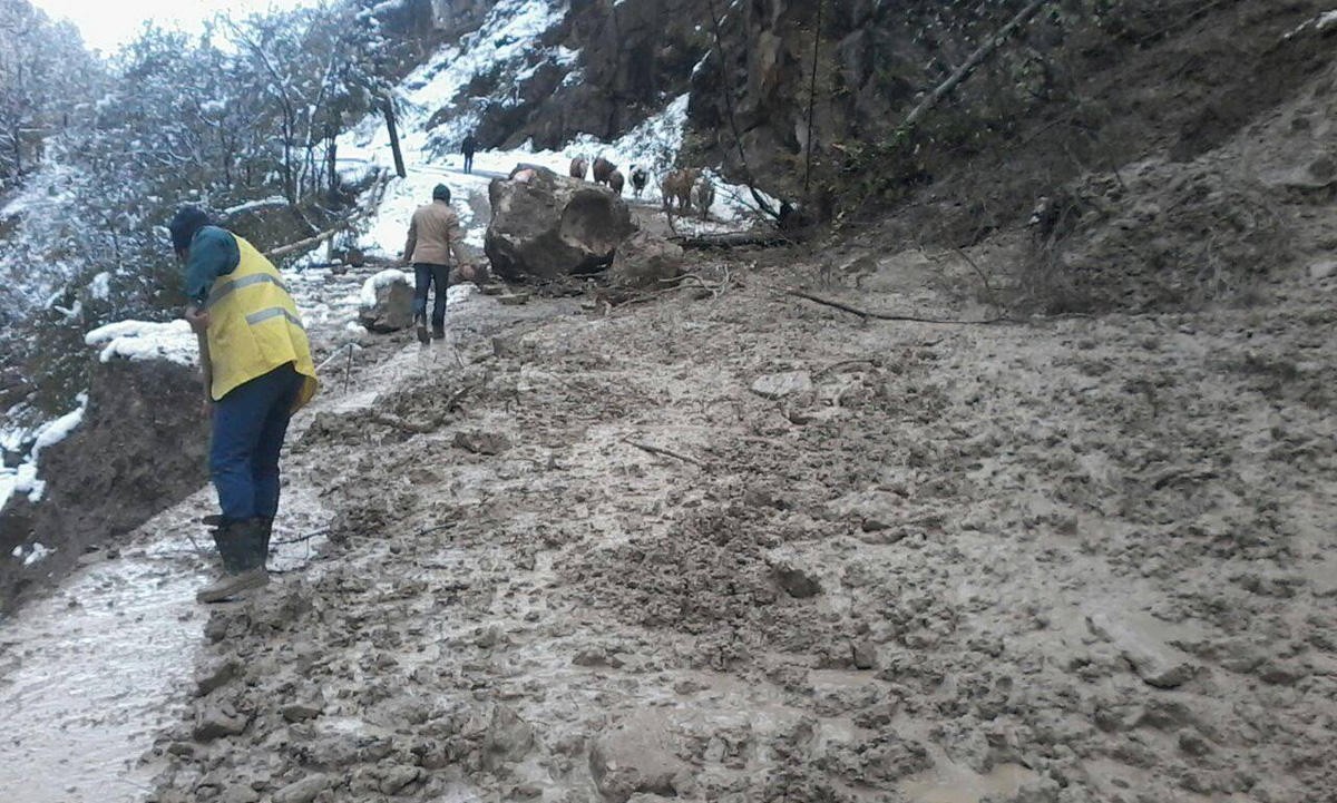 Xınalıq yolunda hərəkət bərpa olundu