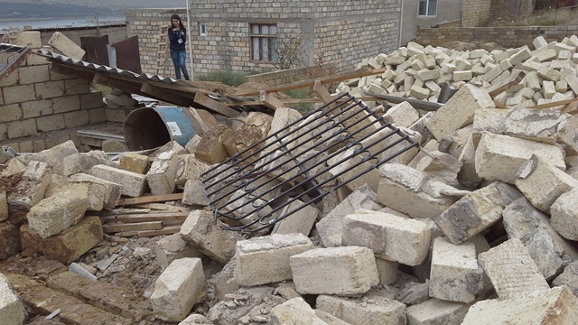 Sulutəpədə evlərin növbəti söküntüsü başladı - FOTO