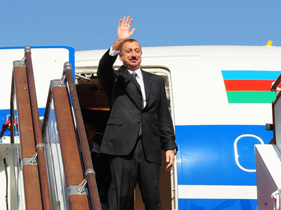 İlham Əliyevin Belarus səfəri başa çatdı