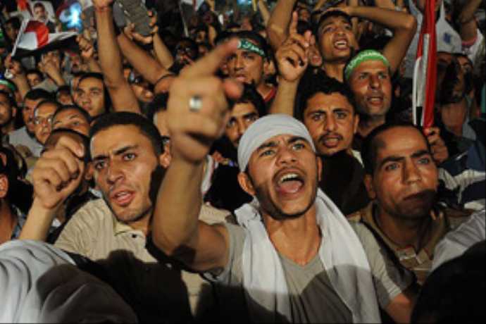 Mursi tərəfdarları küçələrə çıxdı