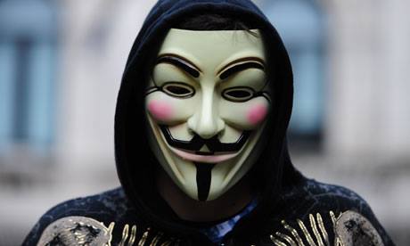 “Anonim” haker qrupu üzvünə 10 il həbs verildi