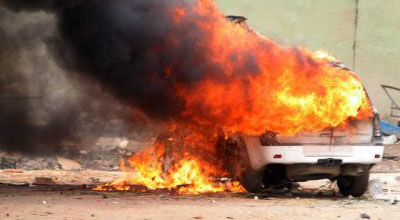 Abşeronda minik avtomobili kül oldu