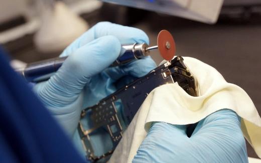 15 min dollarlıq telefonu onlar düzəldir - Fotolar