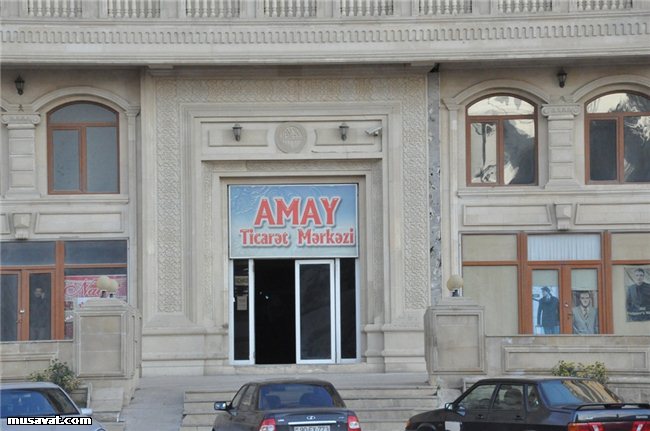 "Amay"ın qarşısında kişinin başına daş düşdü