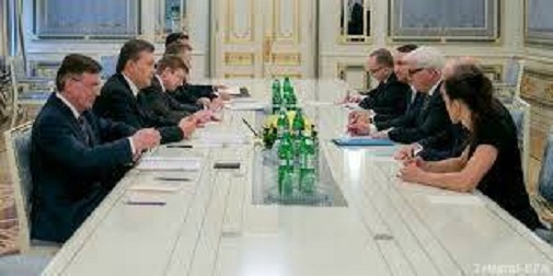 ”Yanukoviç təlaşla gah Putin, gah Merkellə danışırdı”