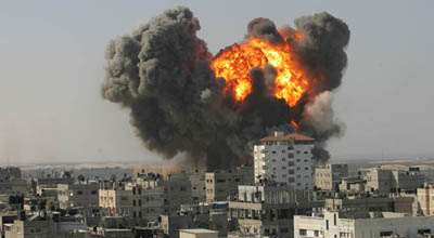 Hərbi fakültə qrad raketlərlə vurulur