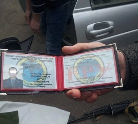 Ukraynada rus kəşfiyyatçısı saxlandı - Foto