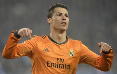 Ronaldo əfsanəvi futbolçunu geridə qoydu